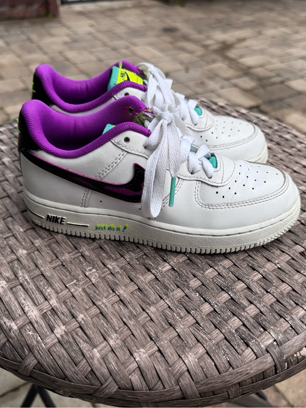 Nike Air Force 1 LV8 Just Do It Kids White Purple Teal Sneakers Size 1